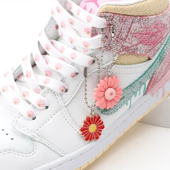  1 ADET DIY Çiçekler Ayakkabı Zinciri Dekorasyon Kızlar Ve Çocuk Ayakkabı Aksesuarları Trend Yaratıcı Ayakkabı Bağı Dekoratif Ayakkabı Aksesuarları