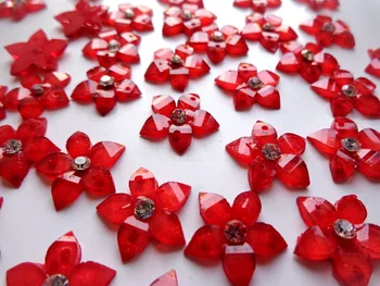  60 adet dikmek crystls çiçek şekli 15mm flatback kırmızı rhinestones 2 delik gümüş elmas taş taş elbise için
